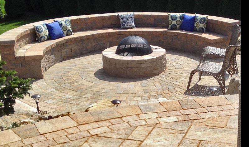 You are currently viewing Add a Fire Pit & Cozy up for Winter 2024